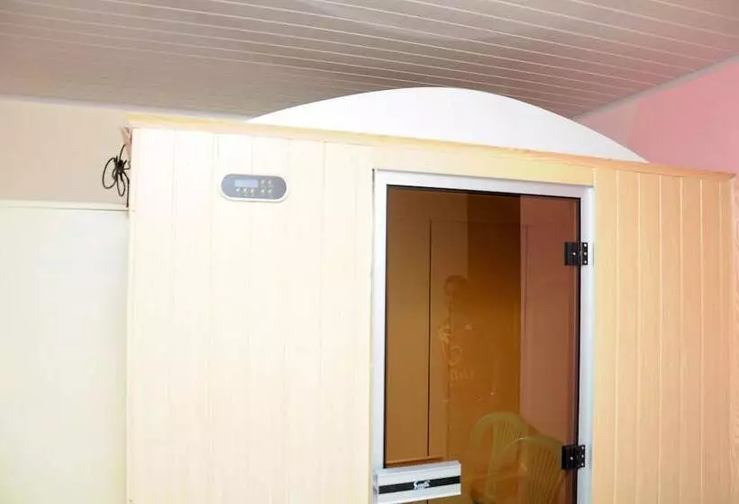 هتل Cityana Guest House