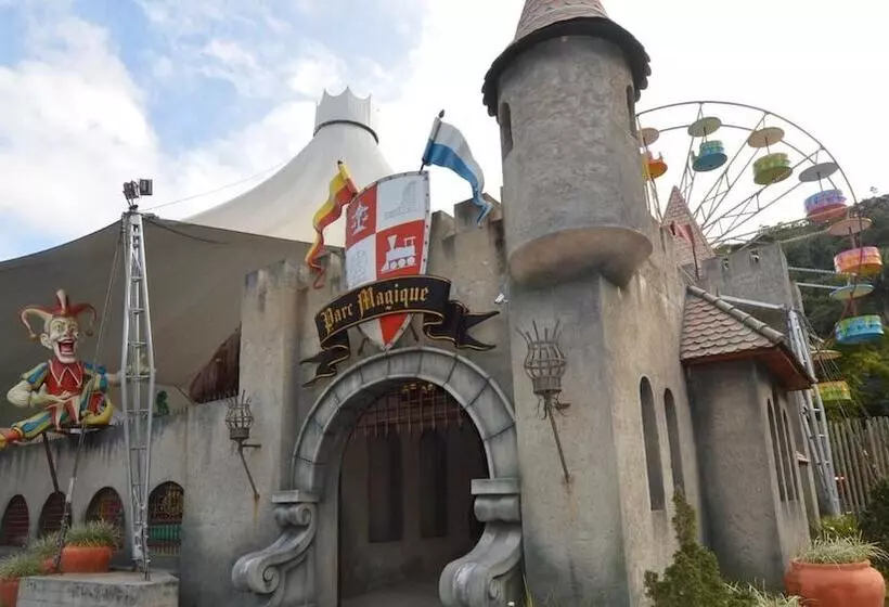 ホテル Magique Le Canton