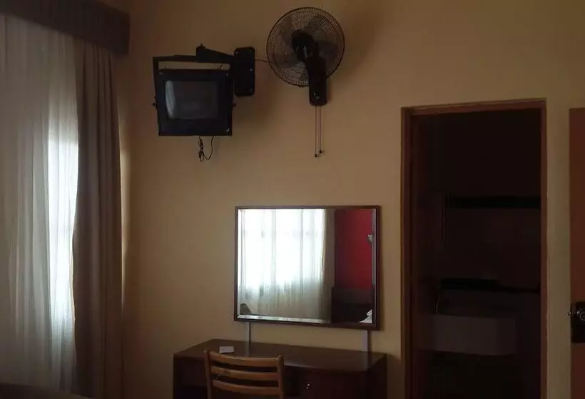 هتل Plazza Inn