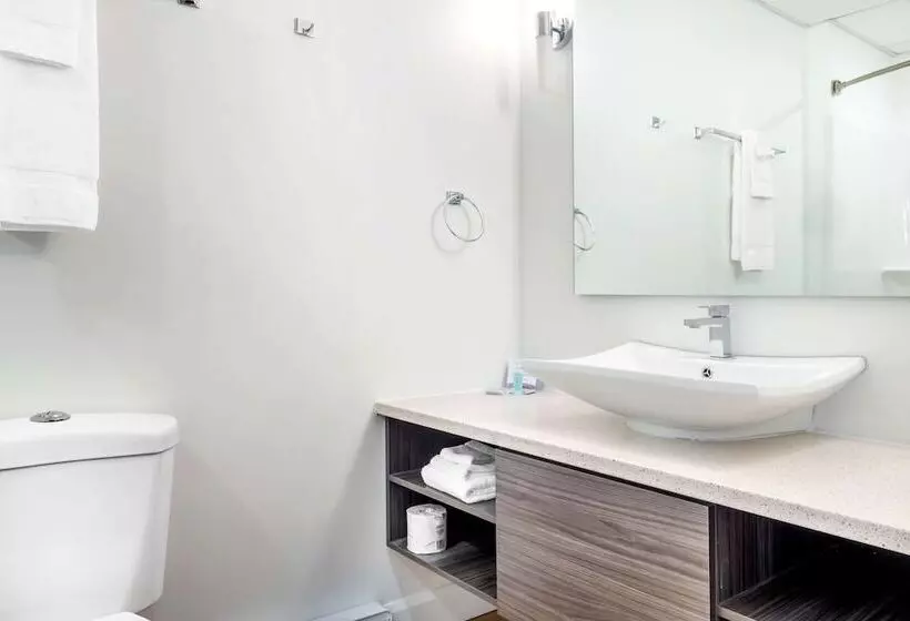 Hotel Rodeway Inn
