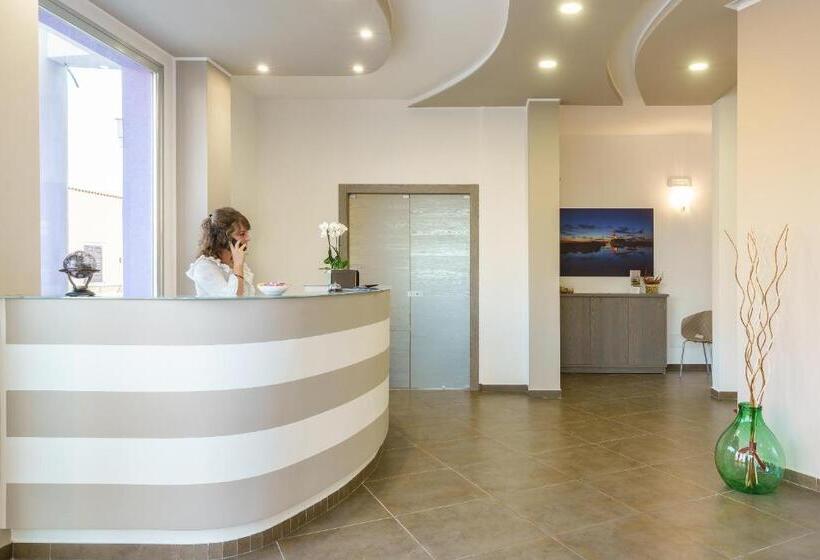 Travini Hotel Residence