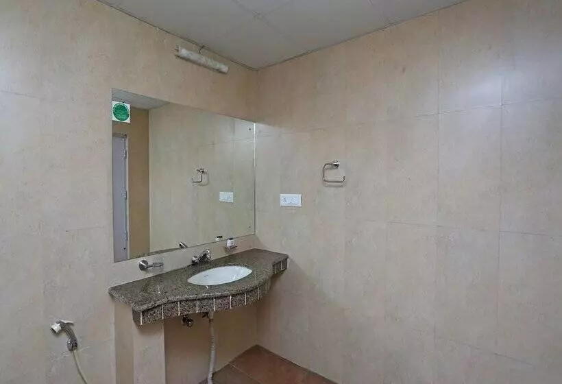هتل United 21 Resort By Oyo Rooms