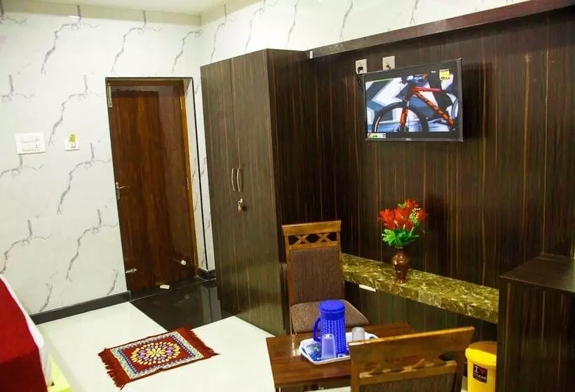 Hotelli Vel Residency