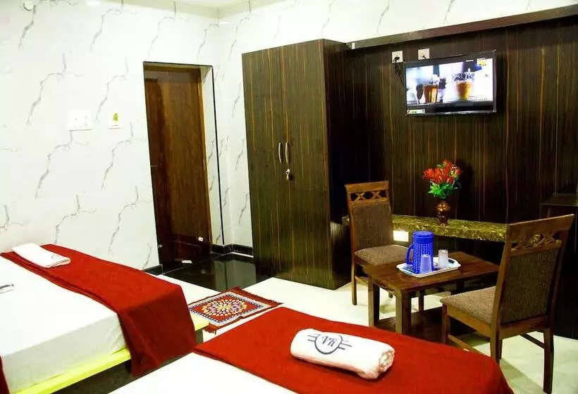 Hotelli Vel Residency