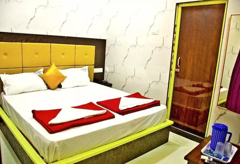 Hotelli Vel Residency