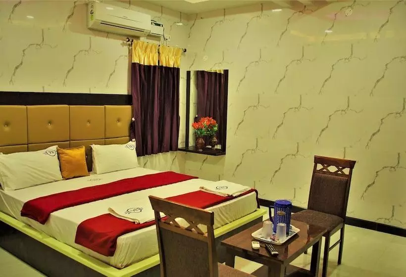 Hotelli Vel Residency