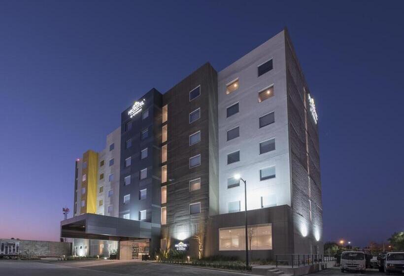 Microtel Inn & Suites By Wyndham Irapuato