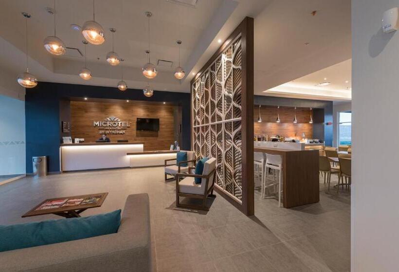 Microtel Inn & Suites By Wyndham Irapuato