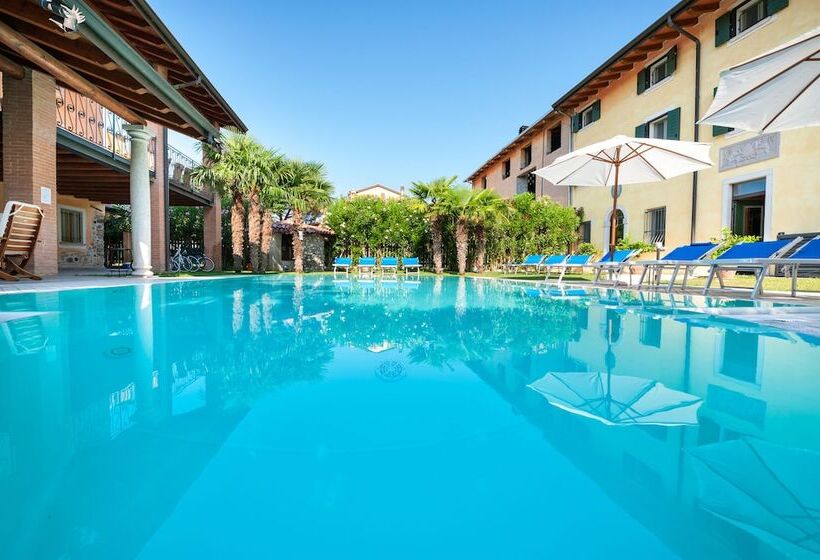 פנסיון Villa Pace