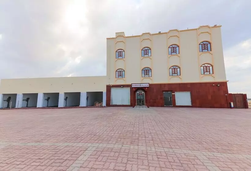 هتل Ras Al Hadd Waves