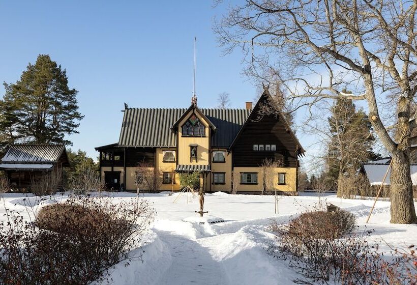 בית מלון כפרי Bishops Arms Mora