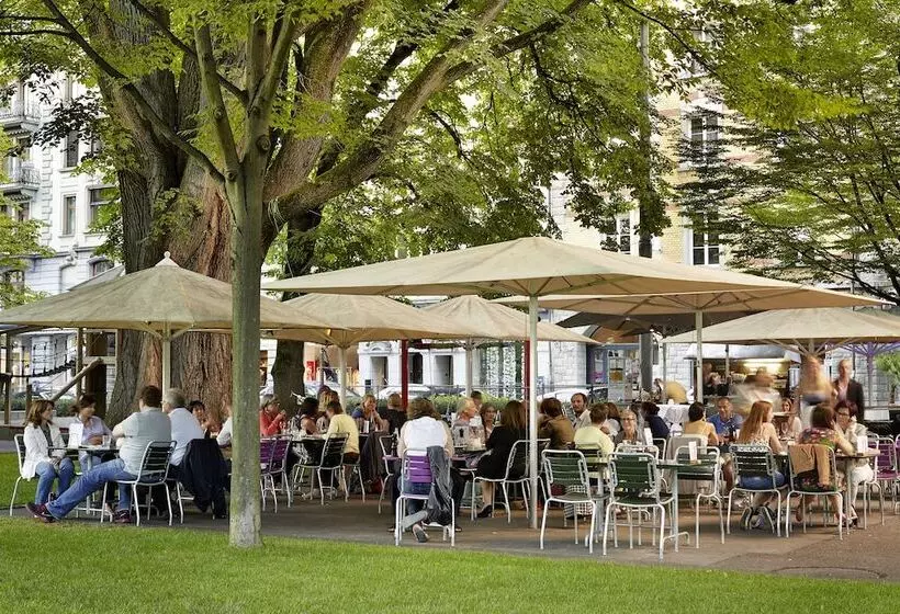 ホテル Continental Park