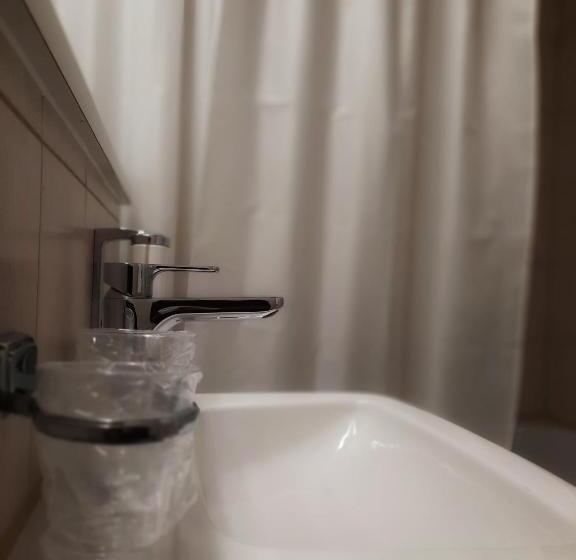 בית מלון כפרי Crystal Interlaken