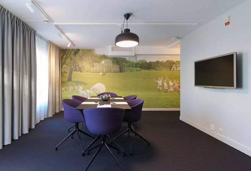 בית מלון כפרי Scandic Skarholmen