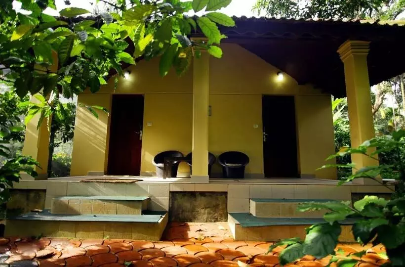 Hiliya Resort   Hostel