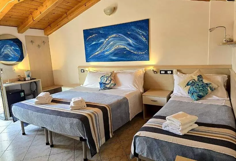 مسافرخانه Orchidea