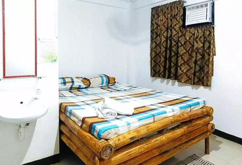 ホテル Iloilo Paraw Beach Resort