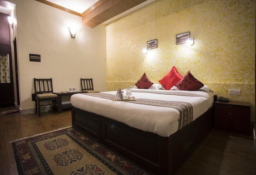 ホテル Kundau Residency