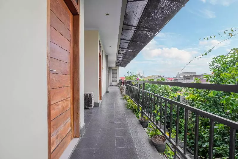 هتل Makassar Guest House By Oyo Rooms