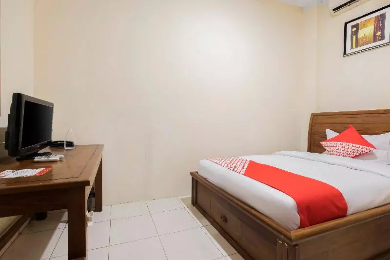 هتل Makassar Guest House By Oyo Rooms
