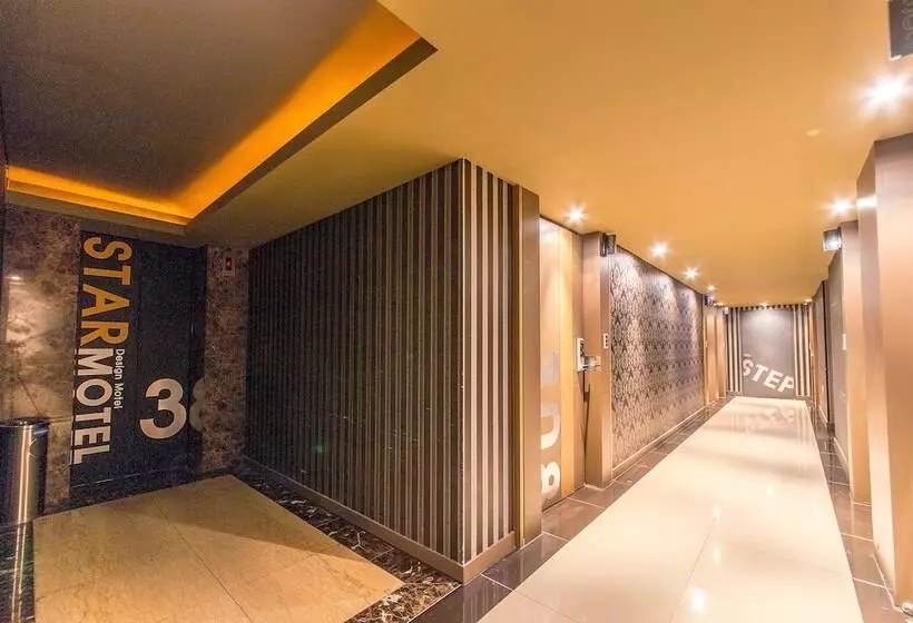 New Star Motel