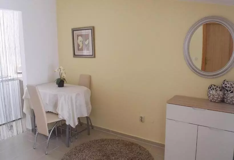 Pensión Rooms Valentino