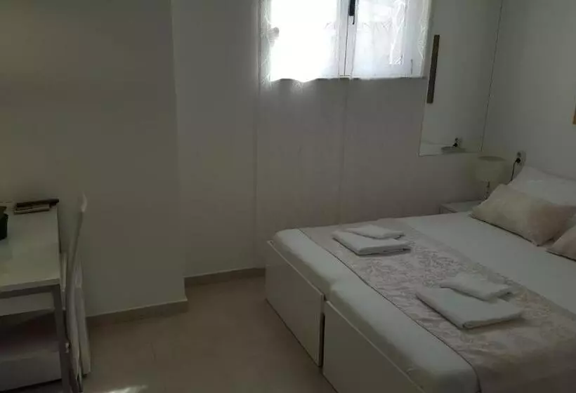 Pensión Rooms Valentino