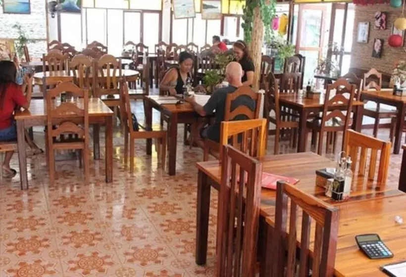 Ronaldo S Inn Siargao By Cocotel
