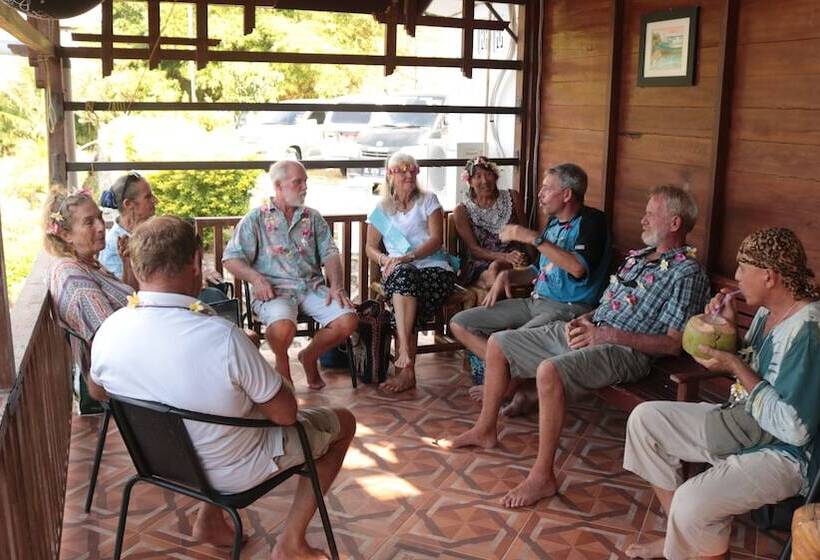 צימר The Hawk's Nest Resort