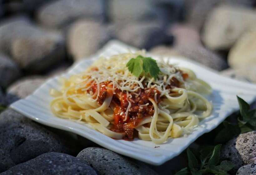 צימר The Hawk's Nest Resort