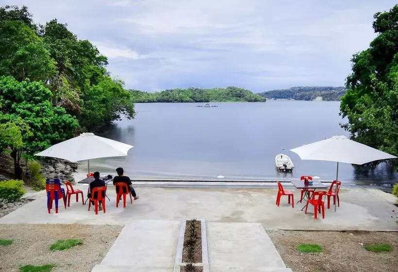 Aamiaismajoitus (B&B) The Hawk's Nest Resort