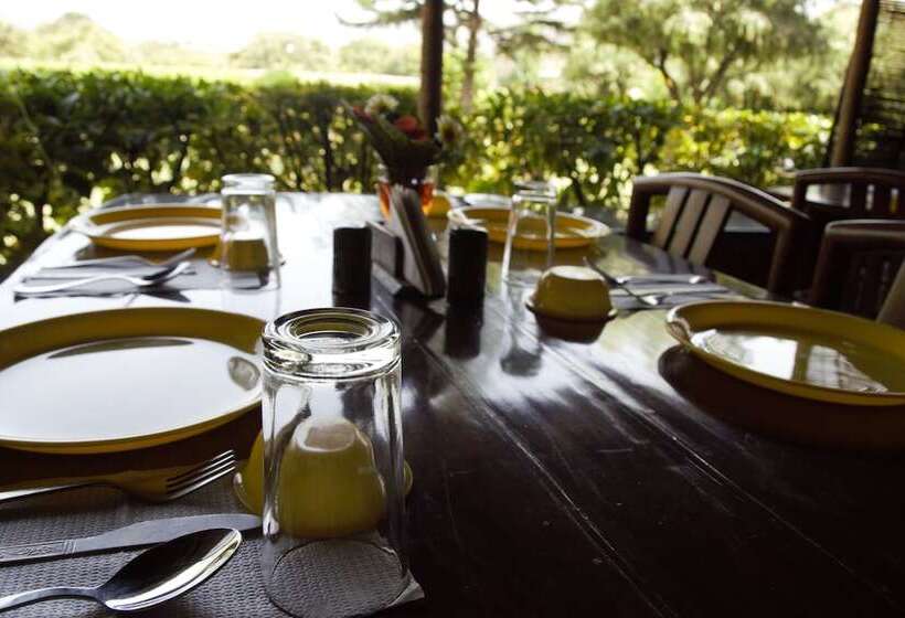 Corbett Wild Resort A River Access Property