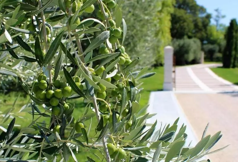 Hostelli Borgo Romantico Relais