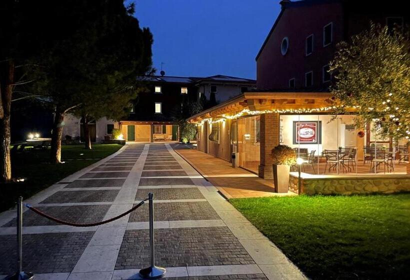 Fogadó Borgo Romantico Relais