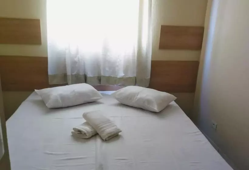 Hotelli Acomodações Silvestre