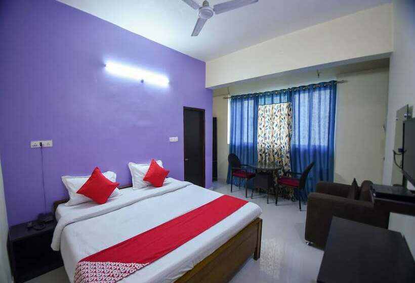 Отель Apartment Palace By Oyo Rooms