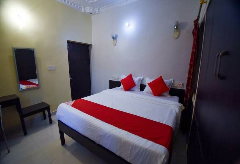 Отель Apartment Palace By Oyo Rooms