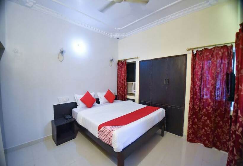 Отель Apartment Palace By Oyo Rooms