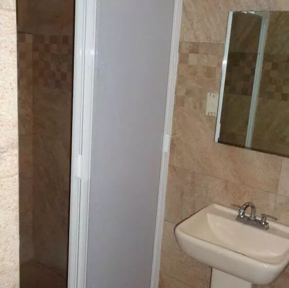 هتل Aquario Cdmx   Central Del Norte