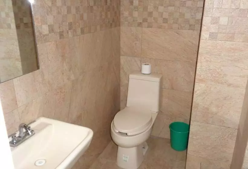 هتل Aquario Cdmx   Central Del Norte