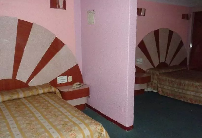 هتل Aquario Cdmx   Central Del Norte