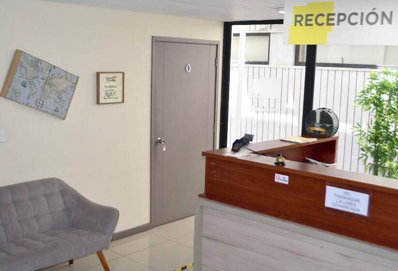 فندق Blu Bascuñan