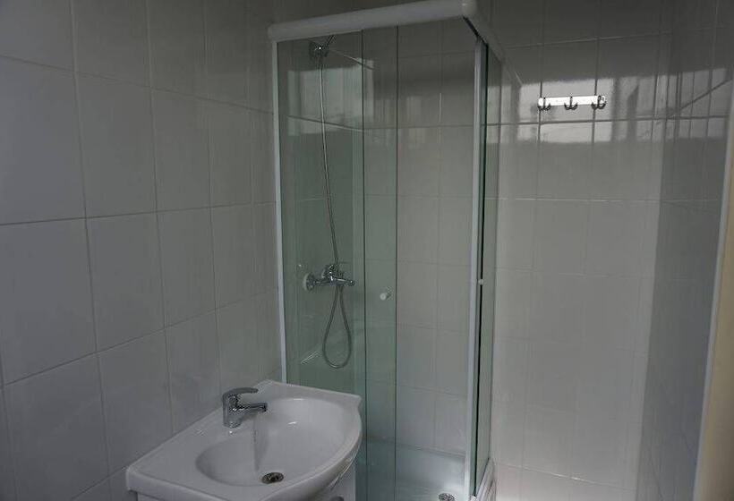 فندق Blu Bascuñan