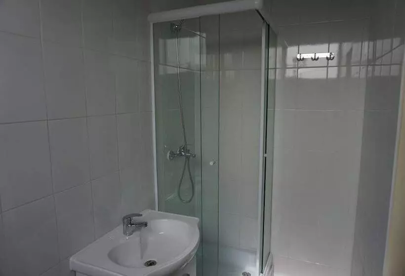 هتل Blu Bascuñan