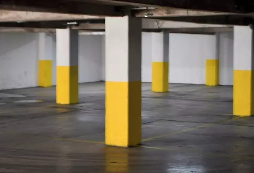 هتل Blu Bascuñan