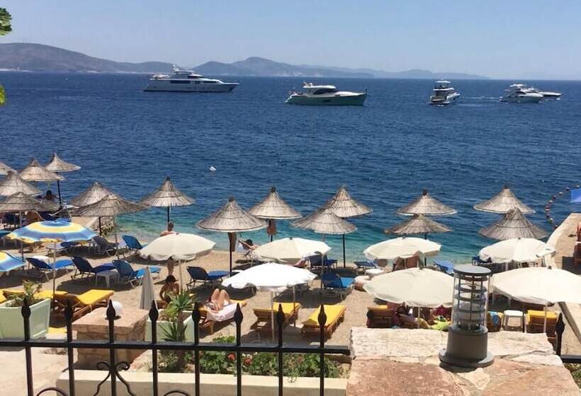 هتل Kalemi S Beachside