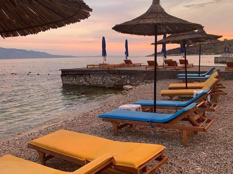 هتل Kalemi S Beachside