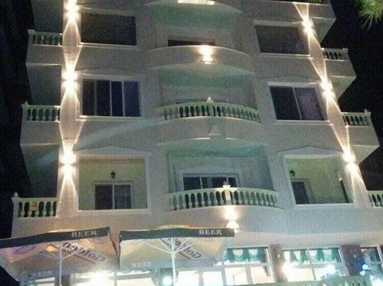 هتل Kalemi S Beachside