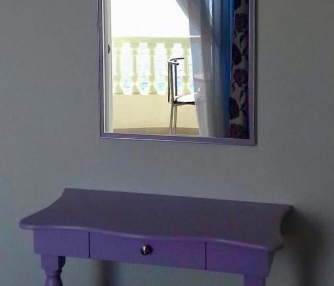 هتل Kalemi S Beachside