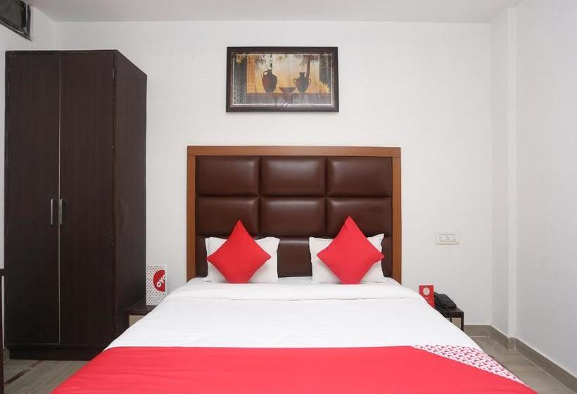 هتل Capital O 19743 Taj Green